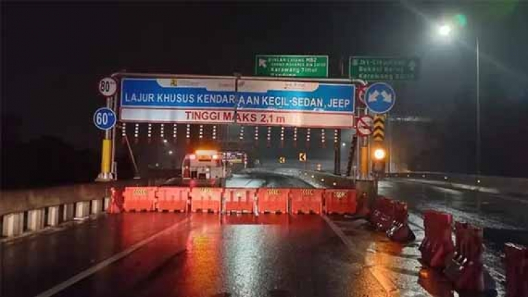 Dilarang Mudik Mulai Berlaku, Polisi Sekat Pintu Tol Keluar Jakarta 6 Mei 2021 Dini Hari