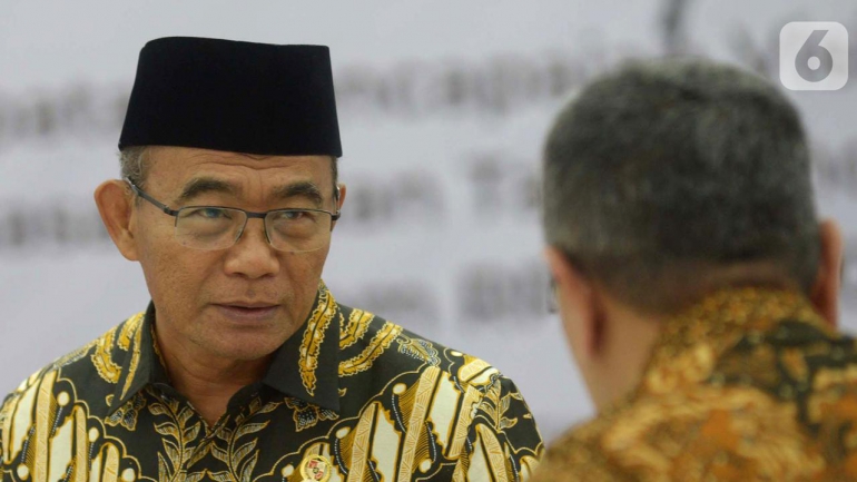 Bahas soal Bencana Banjir di Jabodetabek, Menko PMK Kumpulkan Menteri dan Gubernur.