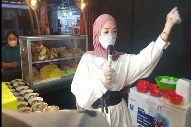 Vakum Nyanyi, Seperti Ini Penampilan Zaskia Gotik Setelah Melahirkan