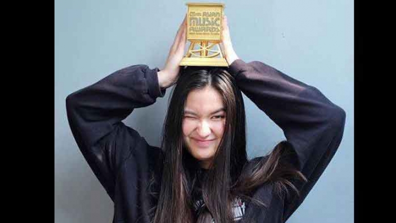 Stephanie Poetri Menyabet piala Mnet Asian Music Awards (MAMA) 2019