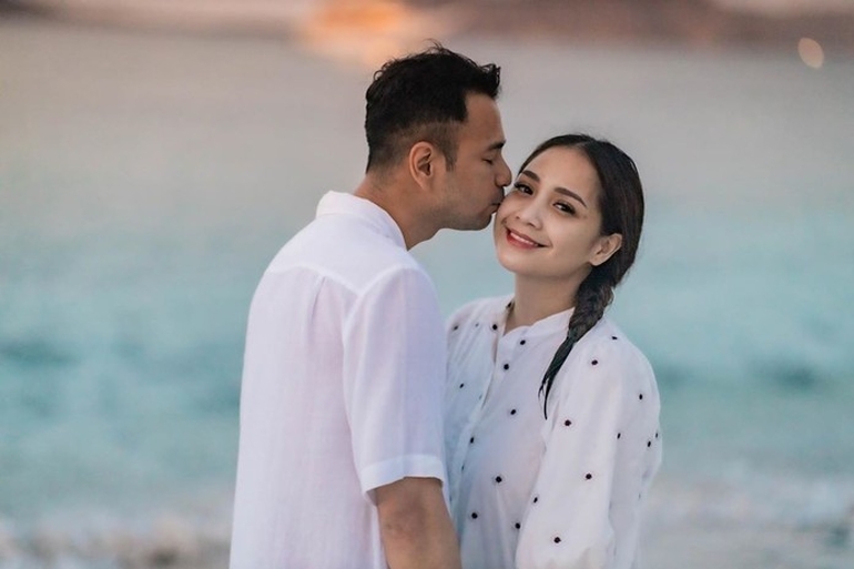 Nagita Slavina Pakai Baju Harga Masuk Akal, Netter: Alhamdulillah Bisa Kebeli