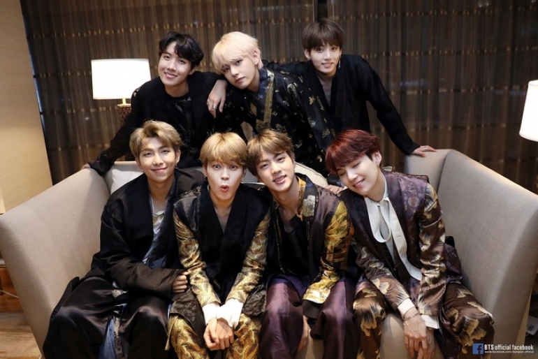 BTS Jadi Cameo di 'Friends: The Reunion', Ini Kata Sutradara