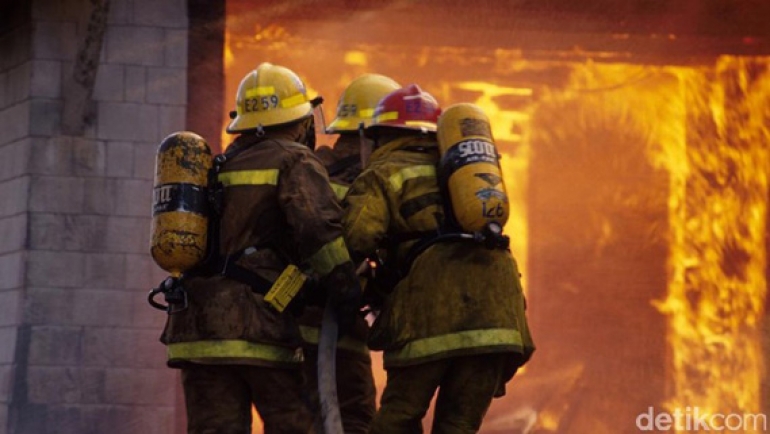 Ruko Berisi Bahan Tekstil di Cideng Jakpus Terbakar